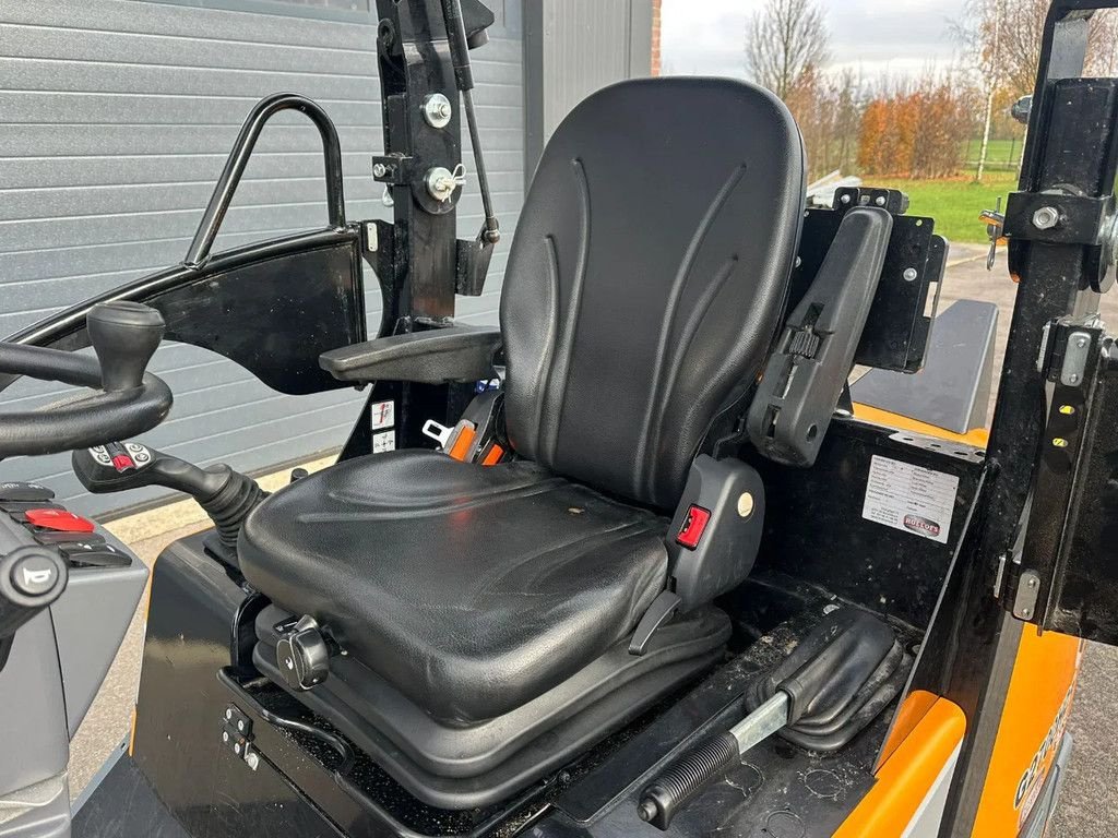 Kompaktlader des Typs Sonstige Giant G2700HD+, Gebrauchtmaschine in BENNEKOM (Bild 11)