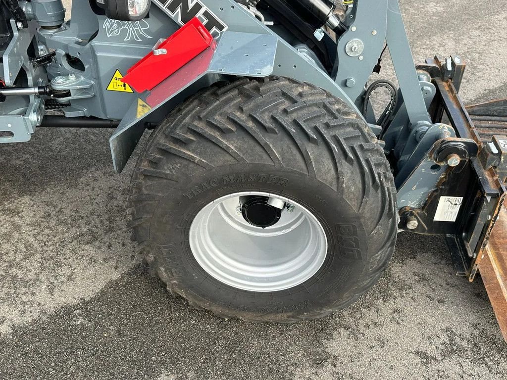 Kompaktlader des Typs Sonstige Giant G2700HD+, Gebrauchtmaschine in BENNEKOM (Bild 10)