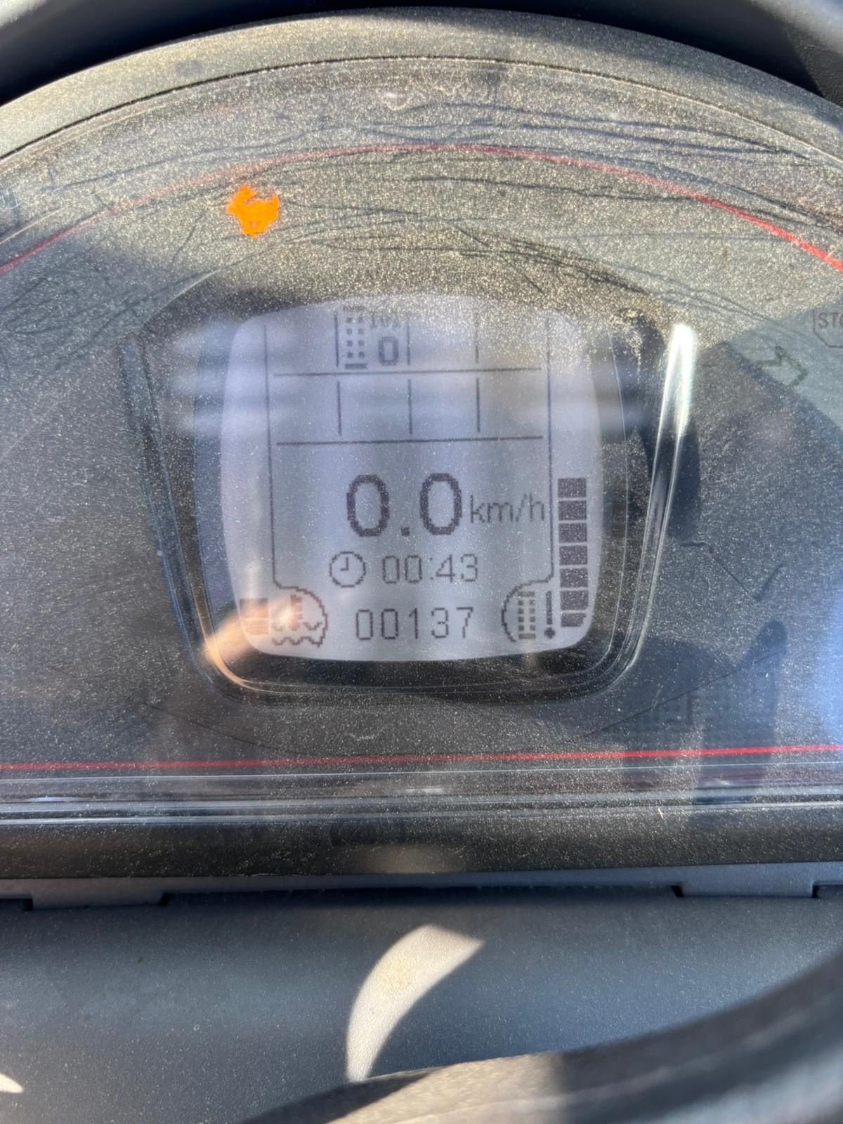 Kompaktlader des Typs Sonstige Giant G2700hd, Gebrauchtmaschine in Wadenoijen (Bild 4)