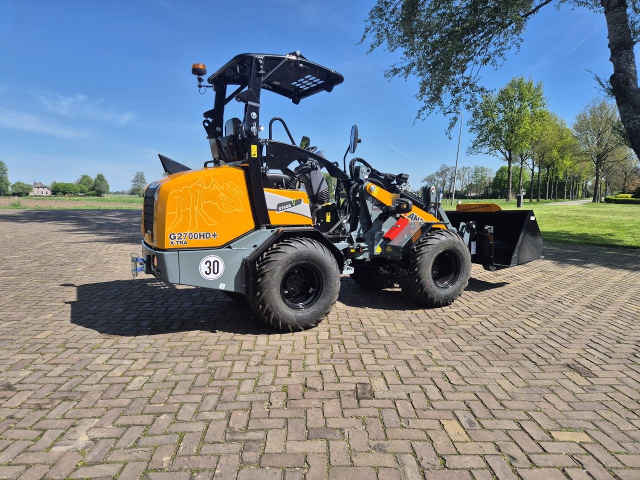 Kompaktlader of the type Sonstige Giant G2700HD, Neumaschine in Nijeveen (Picture 1)