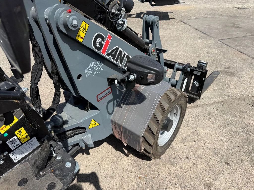 Kompaktlader του τύπου Sonstige Giant NIEUW G 2200 HD X-tra, Gebrauchtmaschine σε Ruinerwold (Φωτογραφία 10)