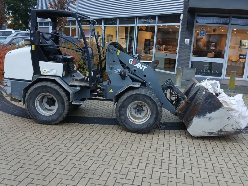 Kompaktlader van het type Sonstige Giant V4502T, Gebrauchtmaschine in Alblasserdam