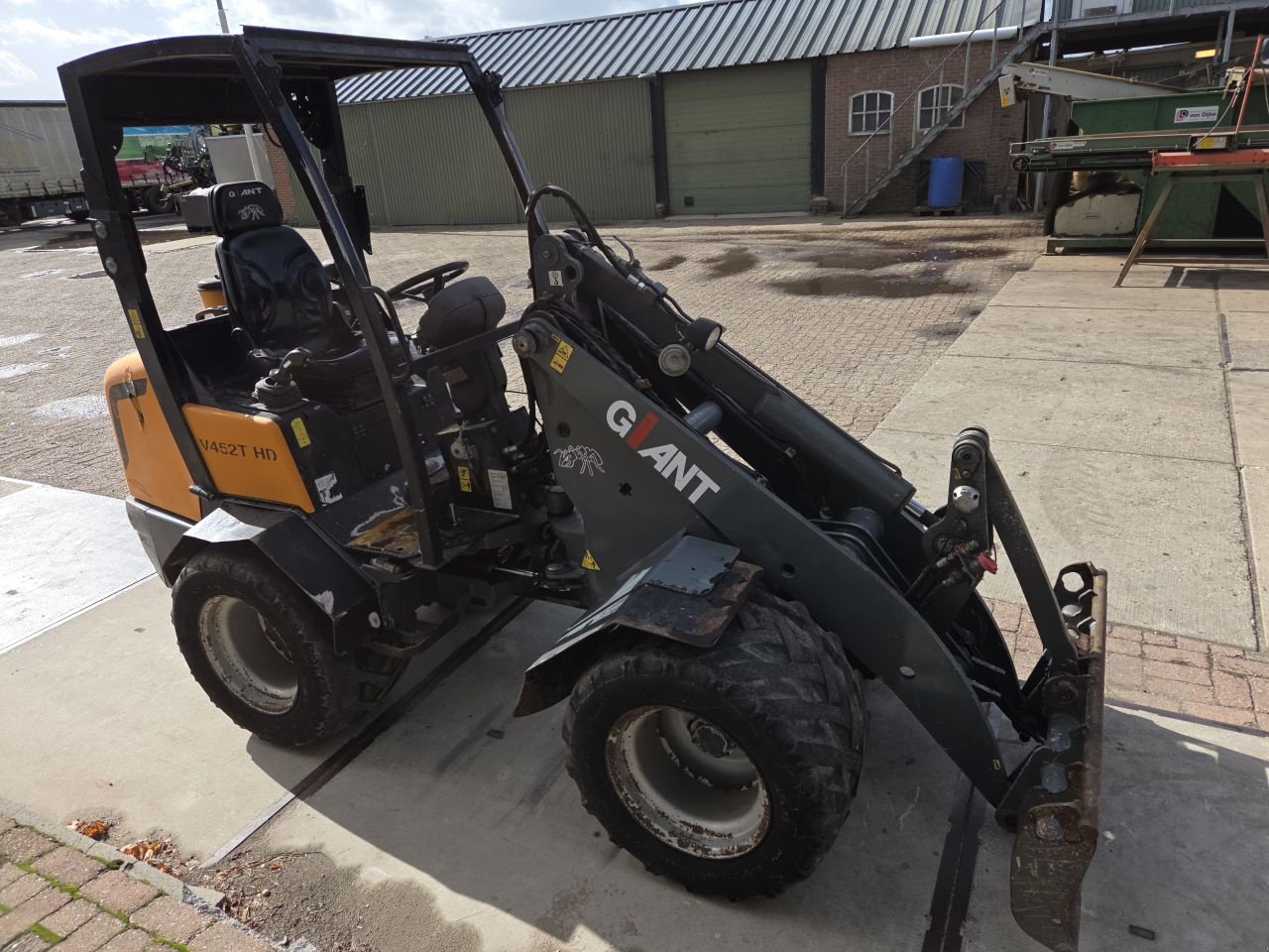 Kompaktlader типа Sonstige Giant V452T HD, Gebrauchtmaschine в Oirschot (Фотография 10)