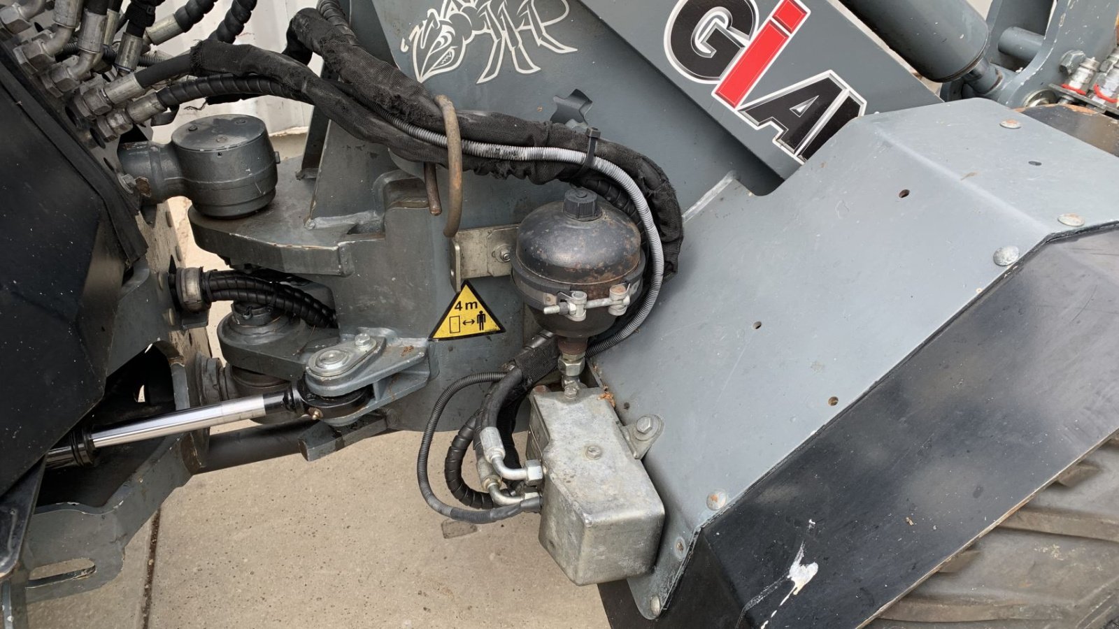 Kompaktlader des Typs Sonstige Giant V452T Xtra HD, Gebrauchtmaschine in Herpen (Bild 9)