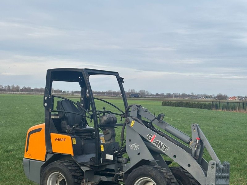 Kompaktlader типа Sonstige Giant V452t, Gebrauchtmaschine в Wadenoijen