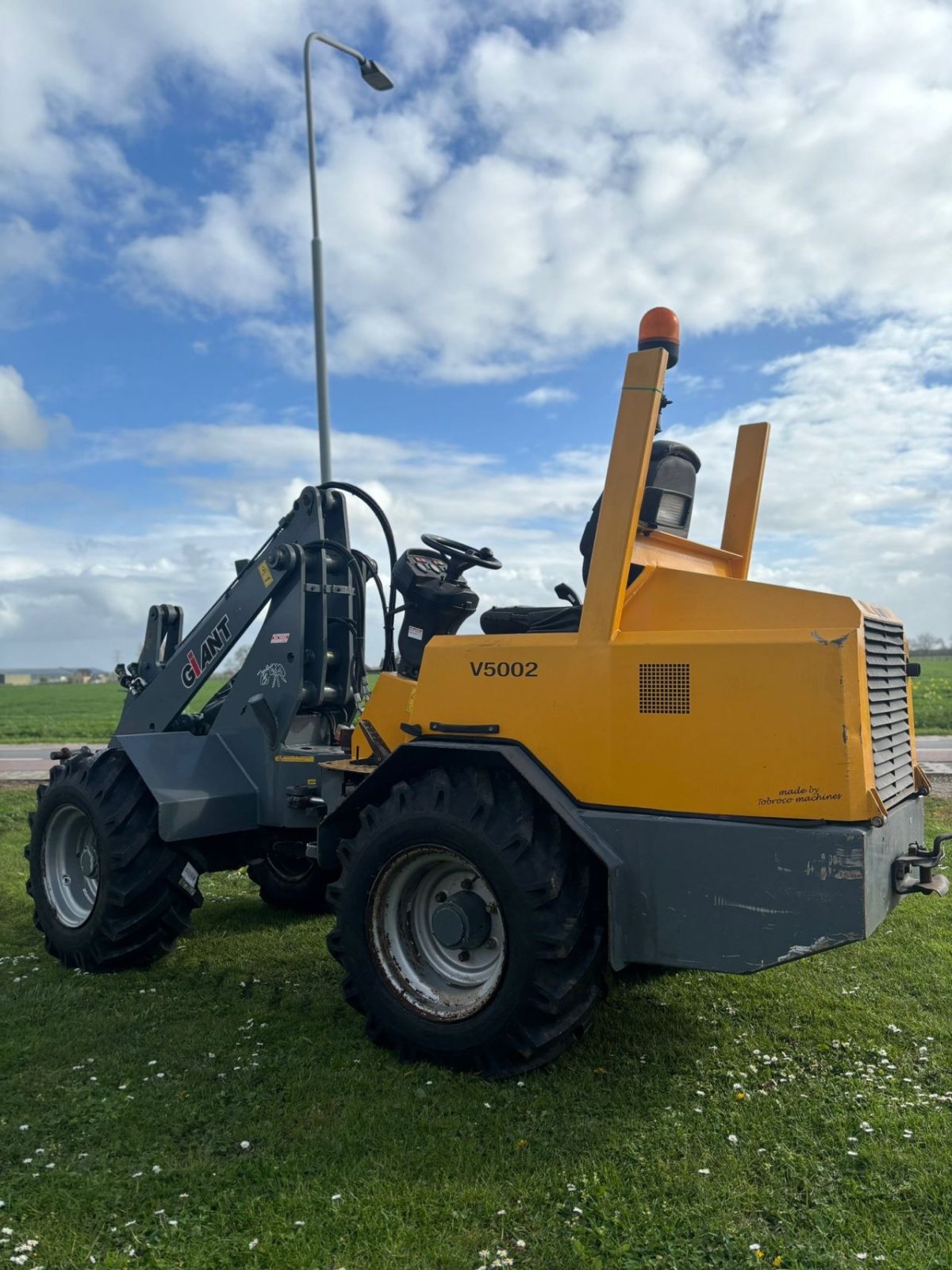 Kompaktlader des Typs Sonstige Giant V5002t, Gebrauchtmaschine in Wadenoijen (Bild 4)