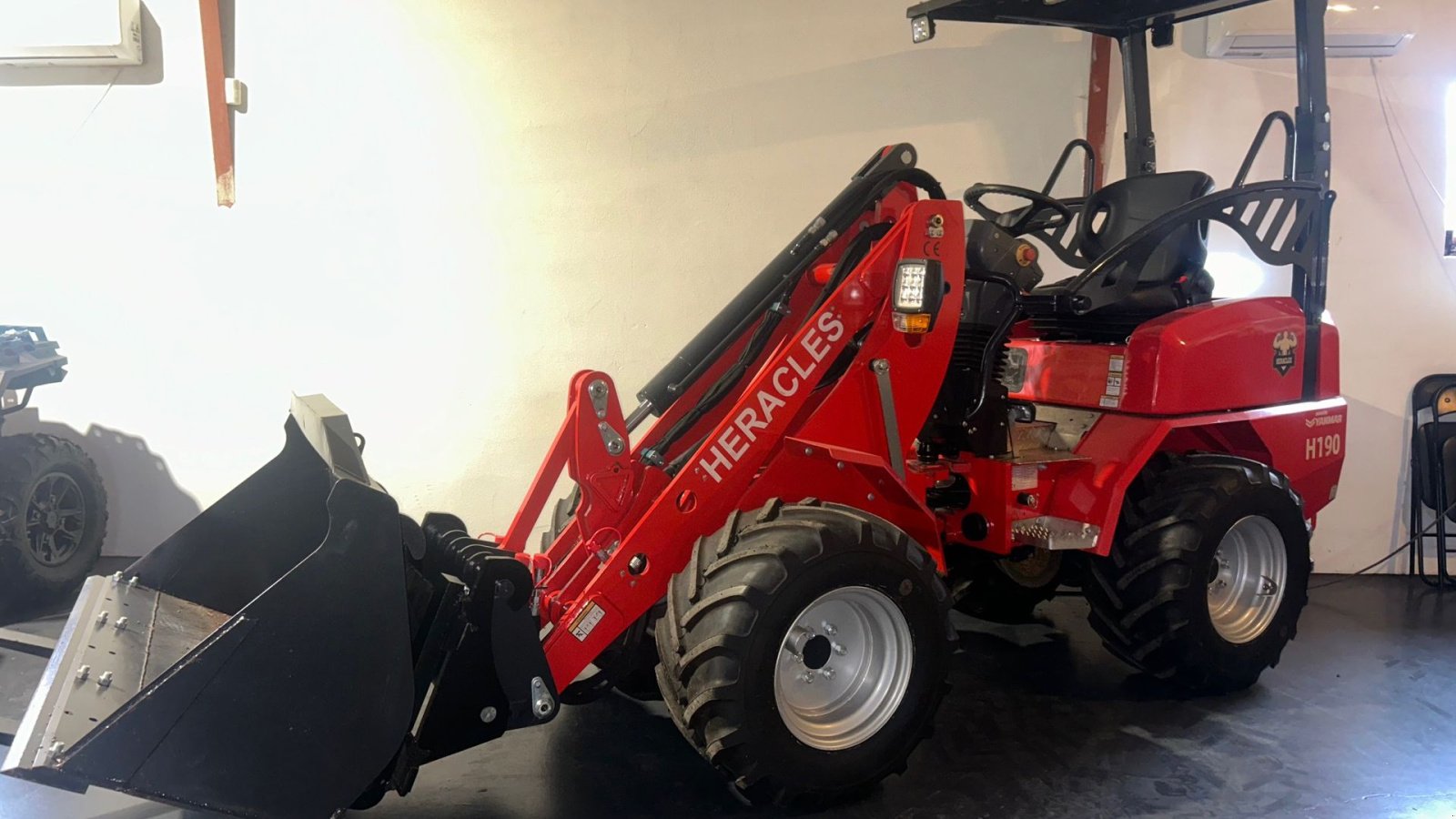 Kompaktlader tipa Sonstige H190, Gebrauchtmaschine u Arden (Slika 1)