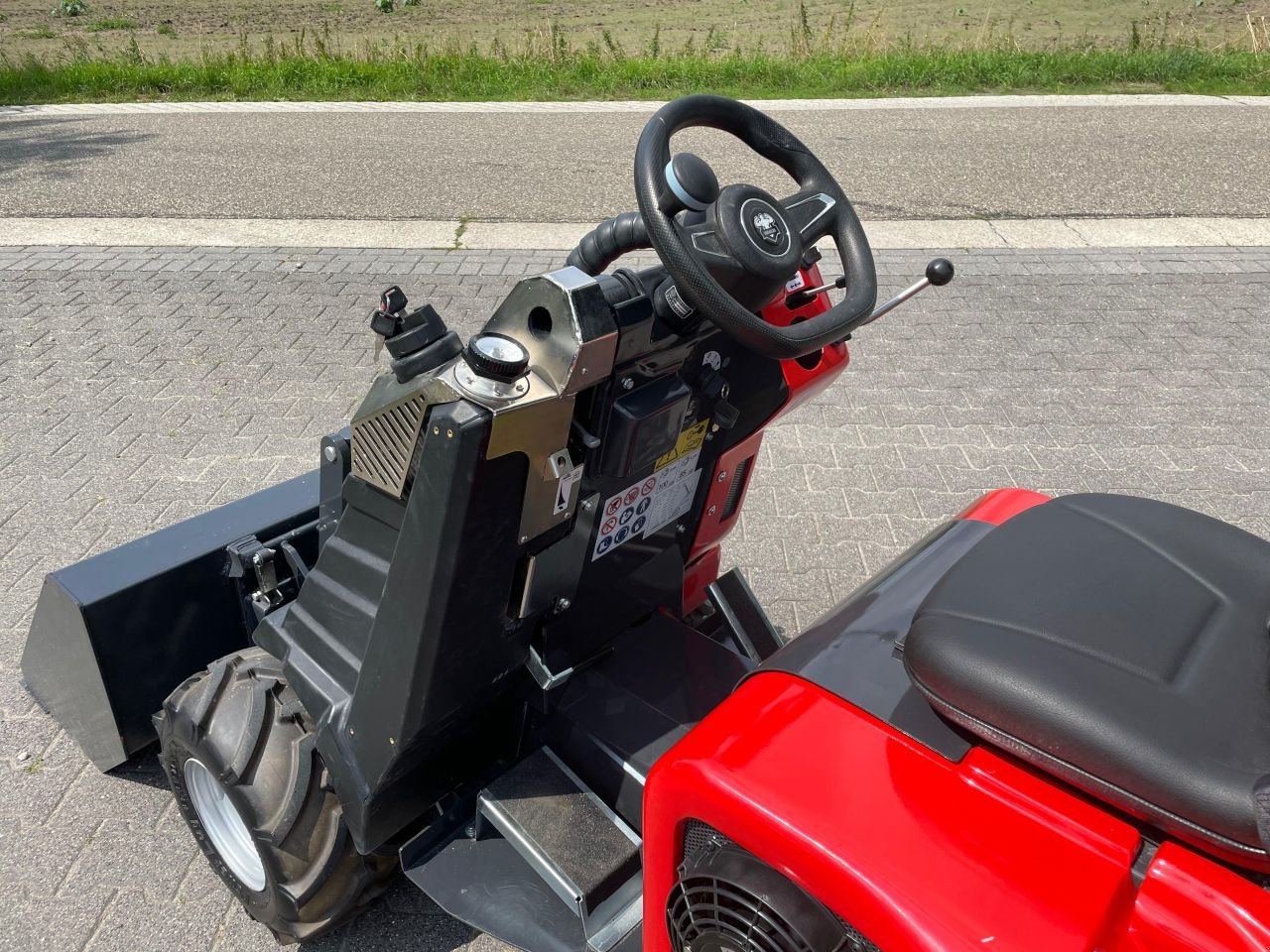 Kompaktlader of the type Sonstige Heracles H130 Pro, Neumaschine in Breda (Picture 10)