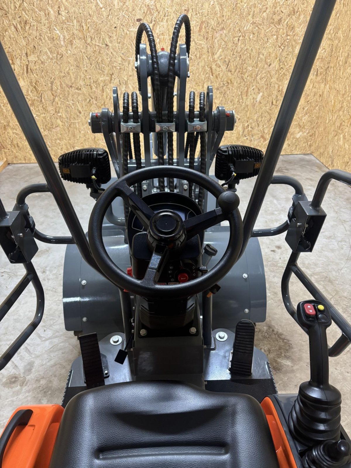 Kompaktlader del tipo Sonstige Klionce KL906A, Neumaschine In Erica (Immagine 3)