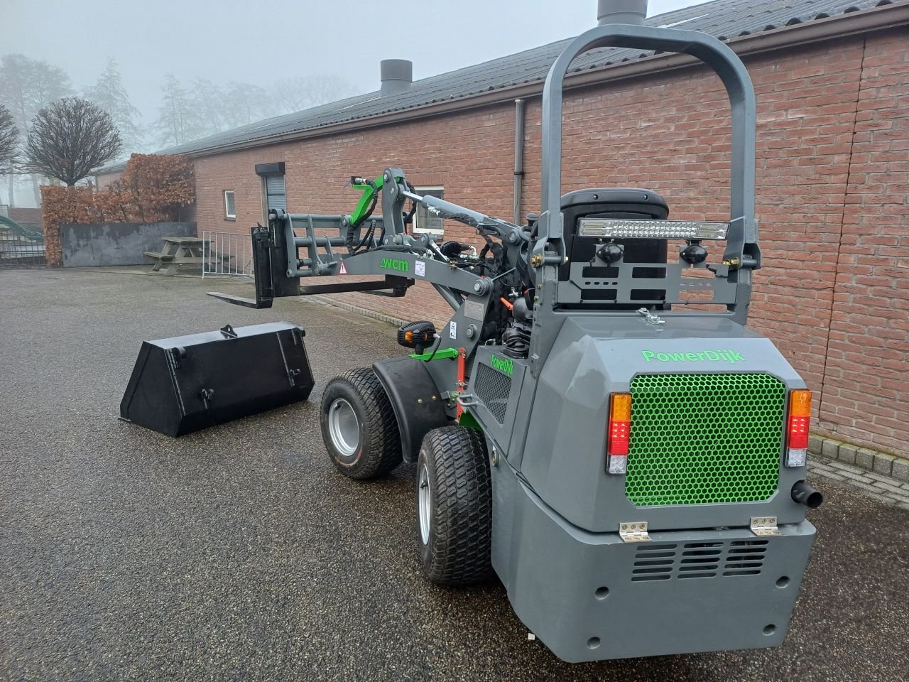 Kompaktlader of the type Sonstige Minishovel WCM -L1812 Kubota -L1812, Gebrauchtmaschine in Stroe (Gld) (Picture 9)