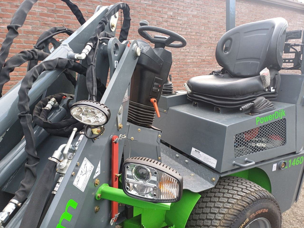 Kompaktlader des Typs Sonstige Nieuwe WCM L1460 minishovel L1460, Neumaschine in Stroe (Gld) (Bild 4)