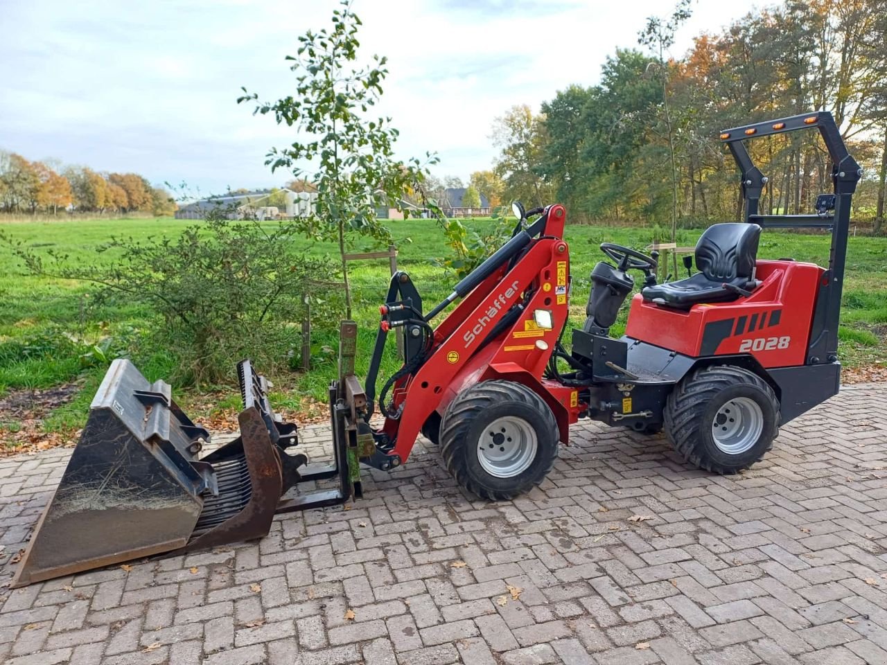 Kompaktlader of the type Sonstige Sch&auml;ffer 2028, Gebrauchtmaschine in Terschuur (Picture 1)