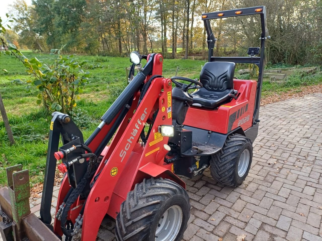 Kompaktlader of the type Sonstige Sch&auml;ffer 2028, Gebrauchtmaschine in Terschuur (Picture 3)