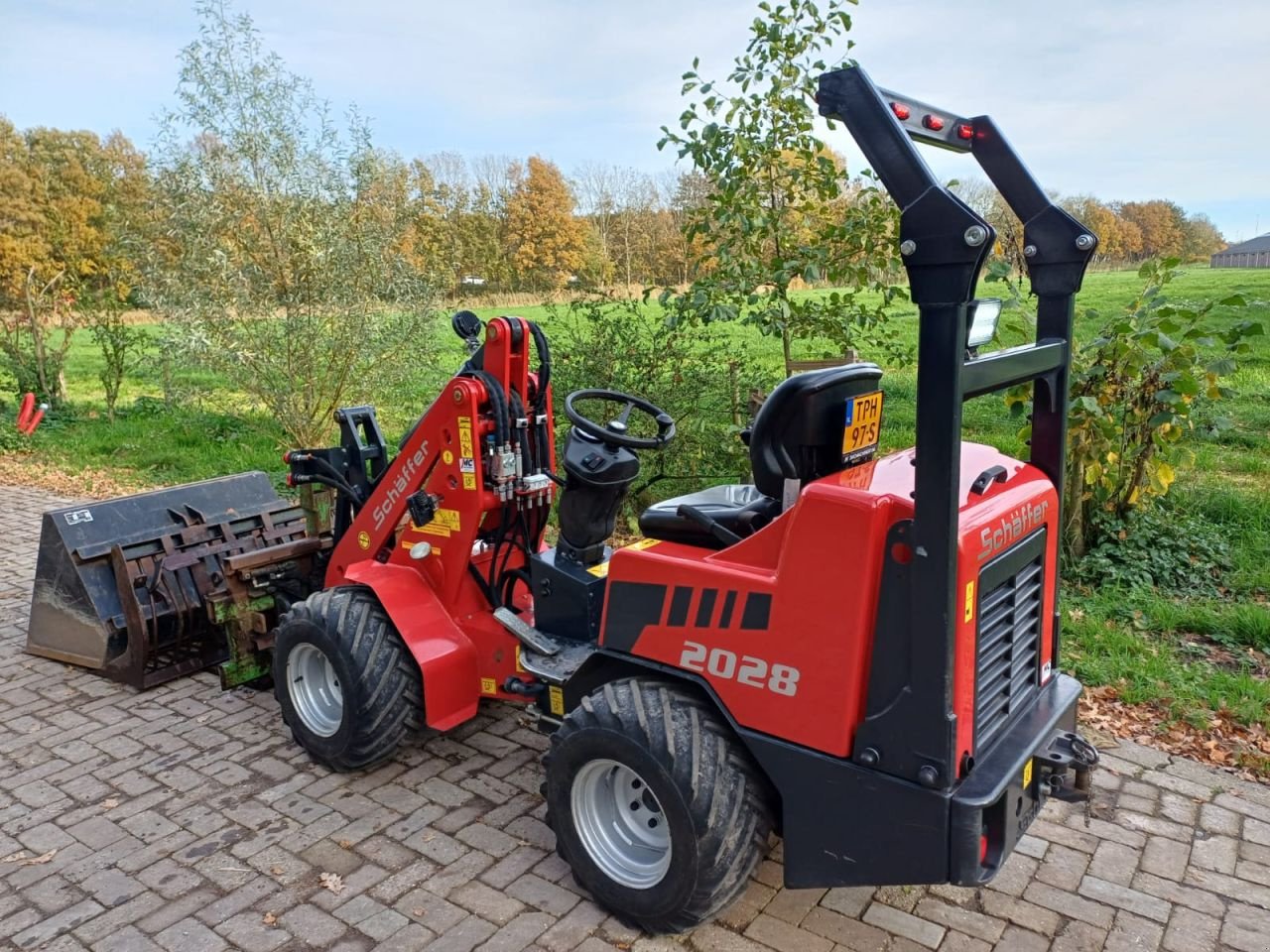 Kompaktlader of the type Sonstige Sch&auml;ffer 2028, Gebrauchtmaschine in Terschuur (Picture 2)