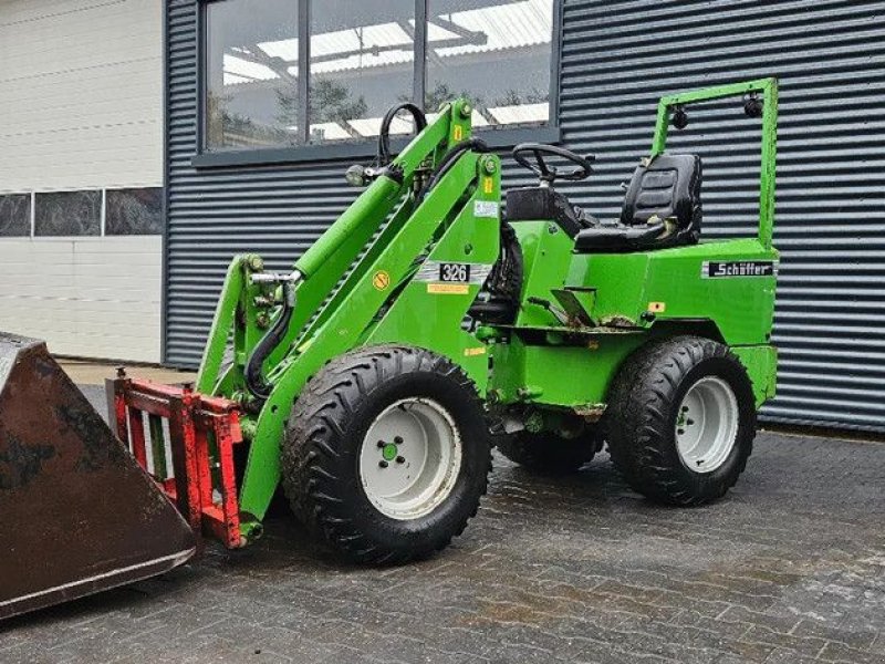 Kompaktlader от тип Sonstige Sch&auml;ffer 326, Gebrauchtmaschine в Scharsterbrug (Снимка 1)