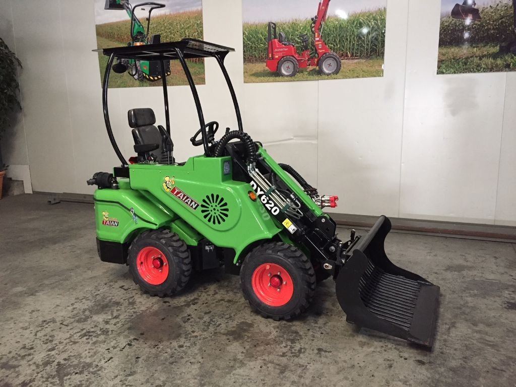 Kompaktlader des Typs Sonstige TAIAN DY620 / DY840, Neumaschine in Dronten (Bild 8)
