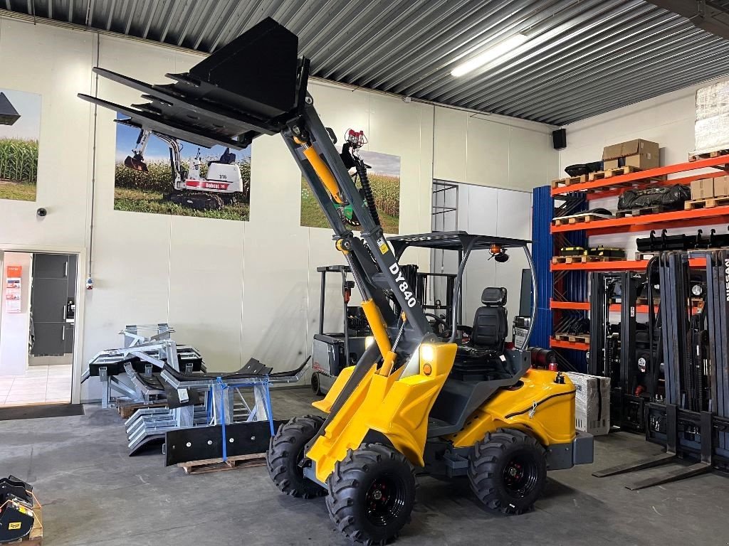 Kompaktlader of the type Sonstige TAIAN DY840, Neumaschine in Dronten (Picture 10)