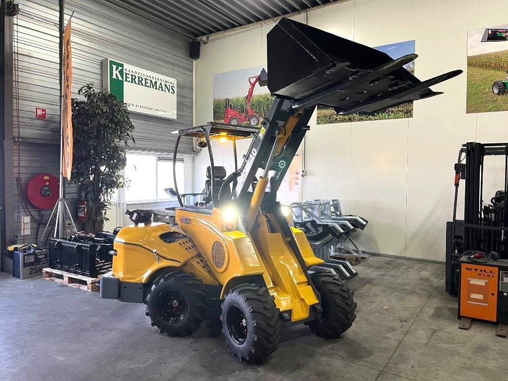 Kompaktlader of the type Sonstige TAIAN DY840, Neumaschine in Dronten (Picture 7)