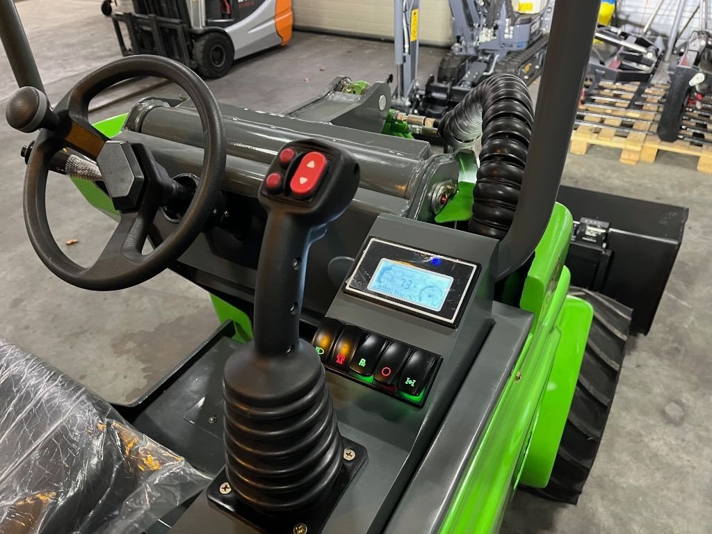 Kompaktlader типа Sonstige TAIAN DY840, Neumaschine в Dronten (Фотография 11)