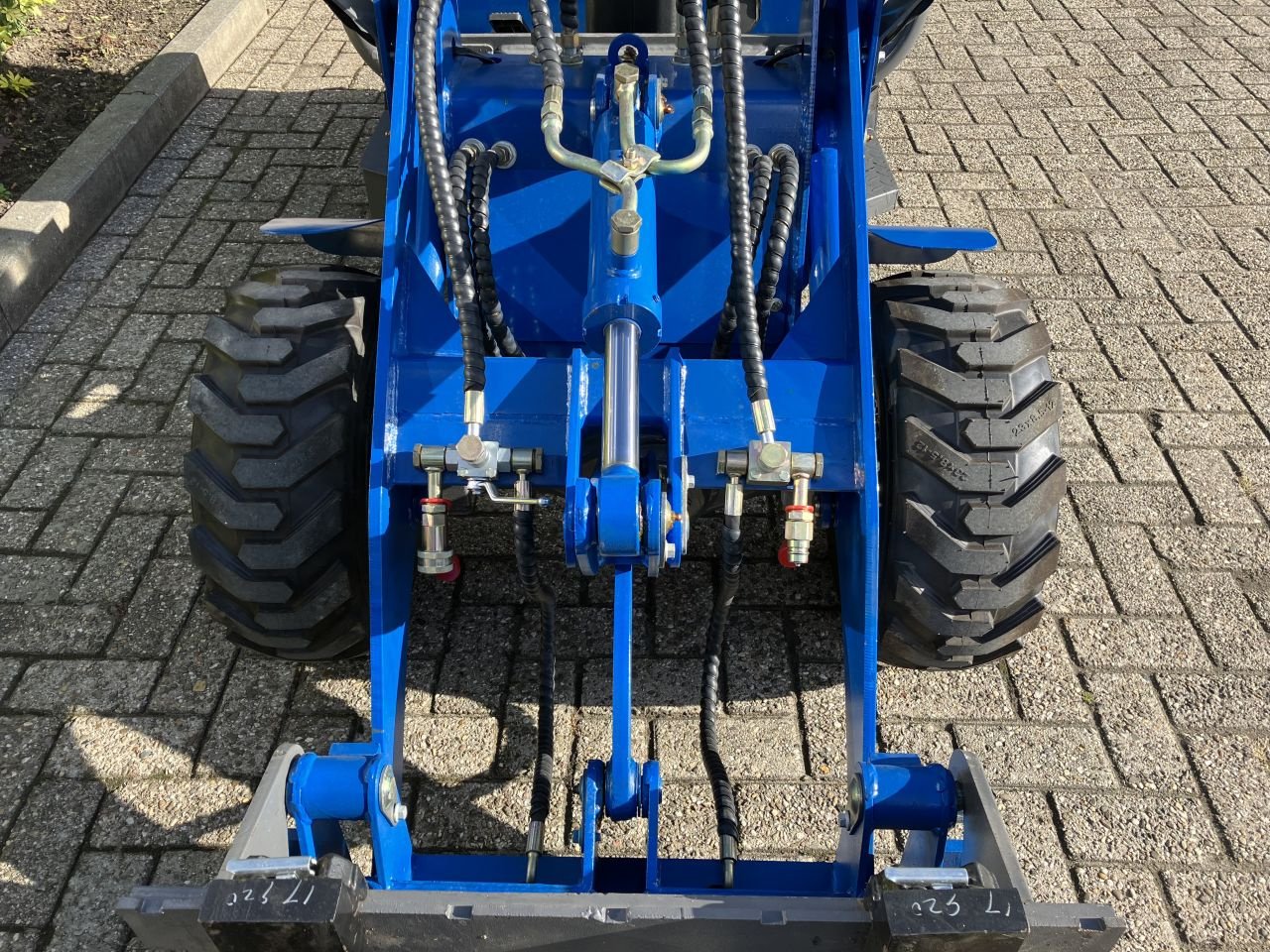 Kompaktlader des Typs Sonstige V-Tech V-Tech 604 electric, Neumaschine in Dronten (Bild 7)