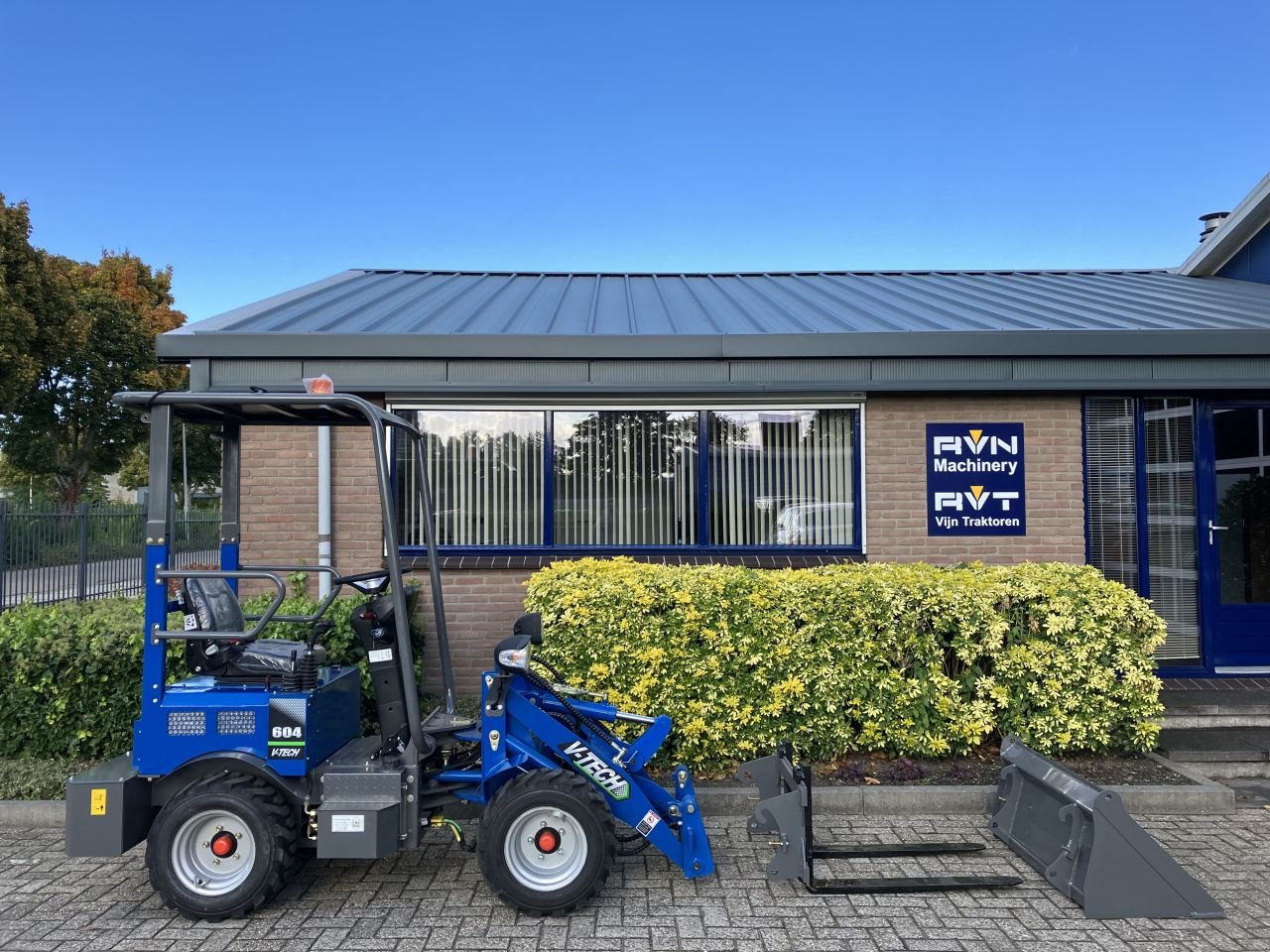 Kompaktlader des Typs Sonstige V-Tech V-Tech 604 electric, Neumaschine in Dronten (Bild 11)