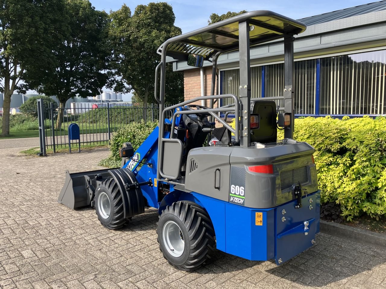 Kompaktlader typu Sonstige V-Tech V-Tech 606 electric, Neumaschine w Dronten (Zdjęcie 3)