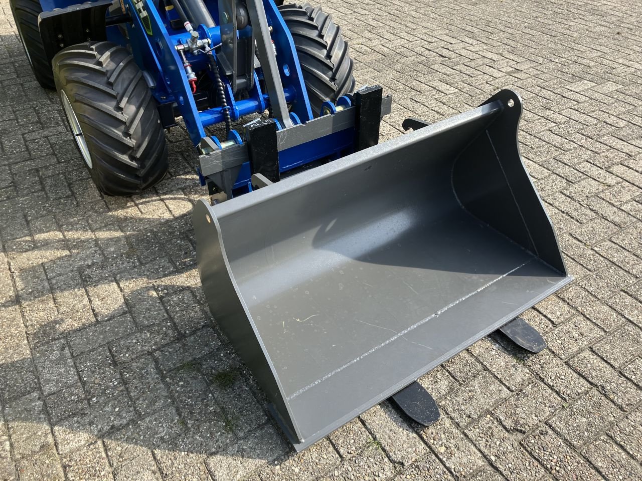 Kompaktlader typu Sonstige V-Tech V-Tech 606 electric, Neumaschine w Dronten (Zdjęcie 9)