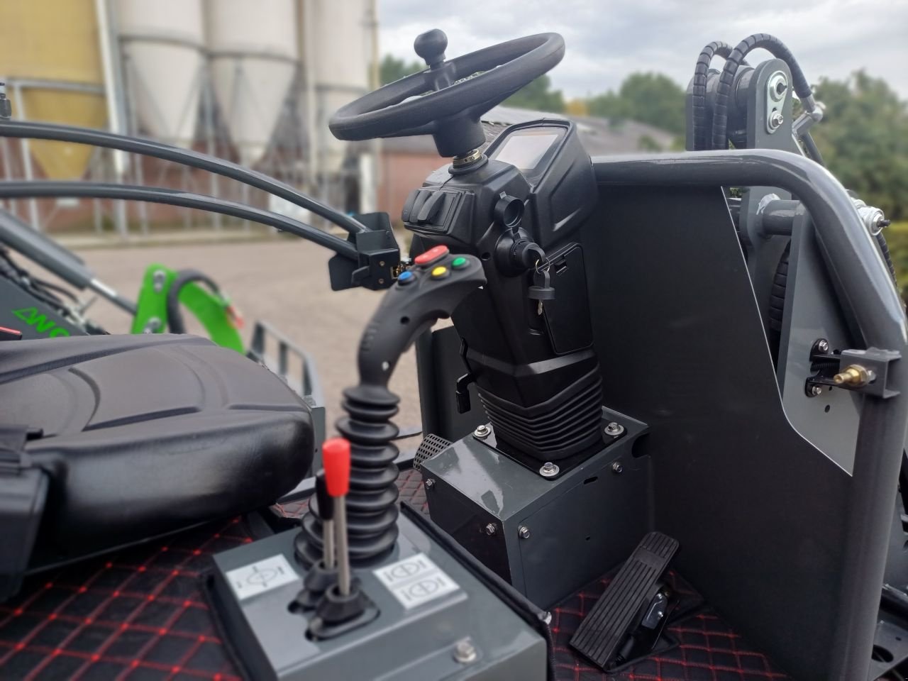 Kompaktlader типа Sonstige WCM L2110e elektrische shovel 2110, Gebrauchtmaschine в Stroe (Gld) (Фотография 10)