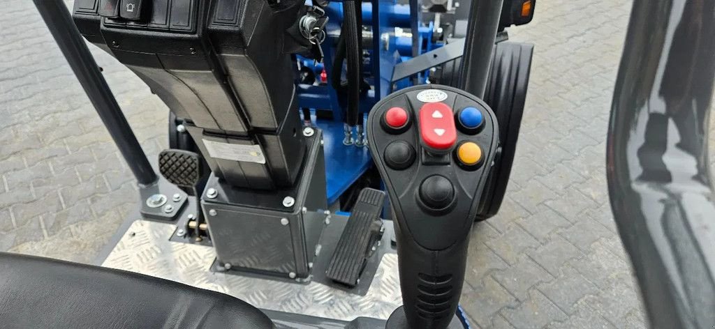 Kompaktlader del tipo Sonstige WOLF E WOLF 606 electro shovel., Neumaschine In Scharsterbrug (Immagine 8)