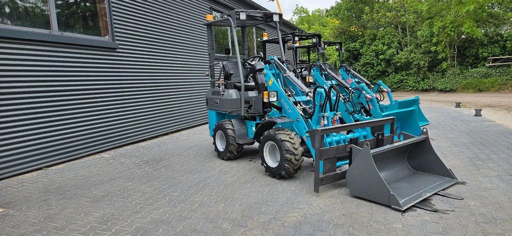 Kompaktlader des Typs Sonstige WOLF Wl750, Gebrauchtmaschine in Scharsterbrug (Bild 4)