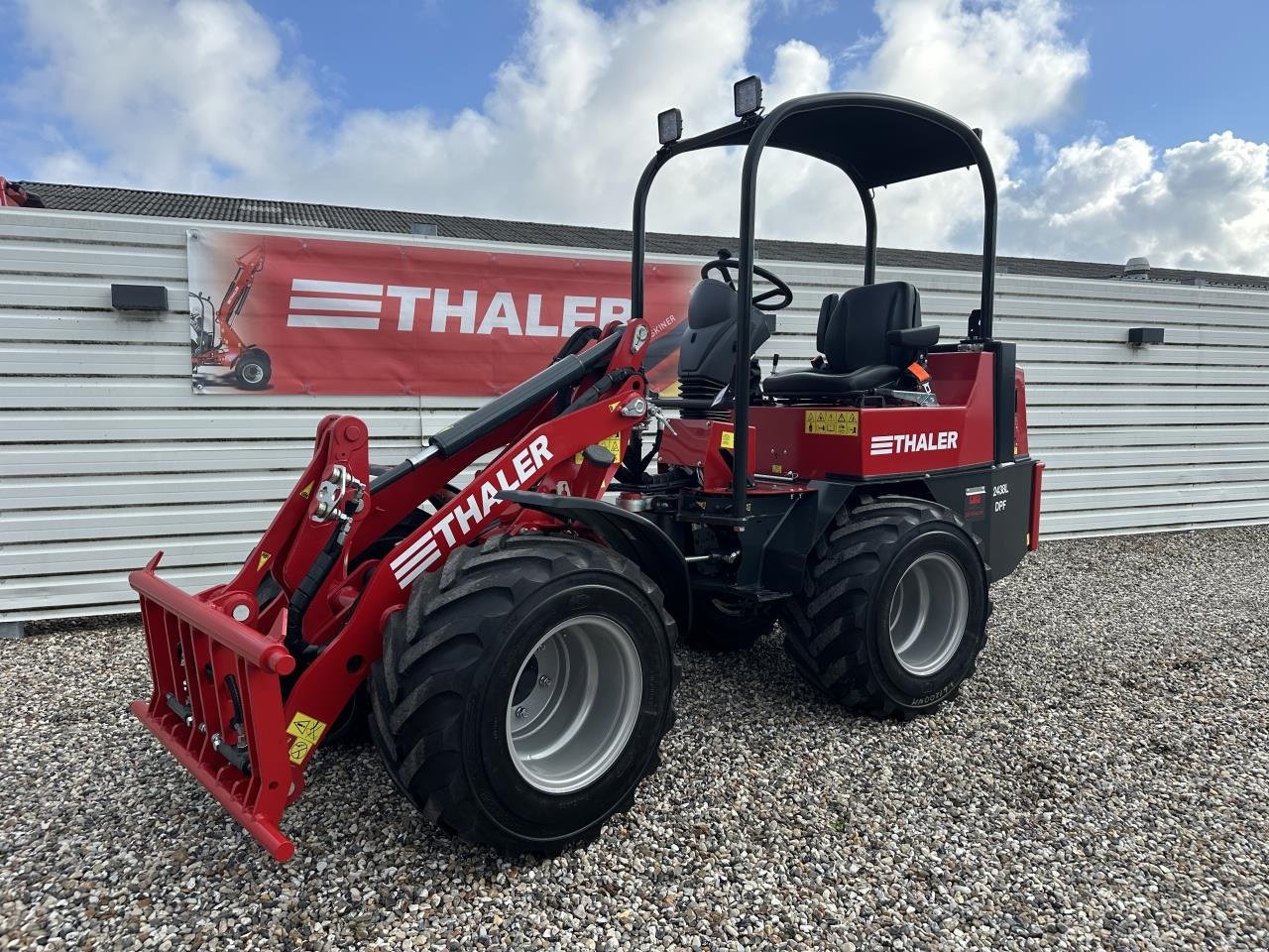 Kompaktlader des Typs Thaler 2438-S-DPF, Gebrauchtmaschine in Skjern (Bild 1)