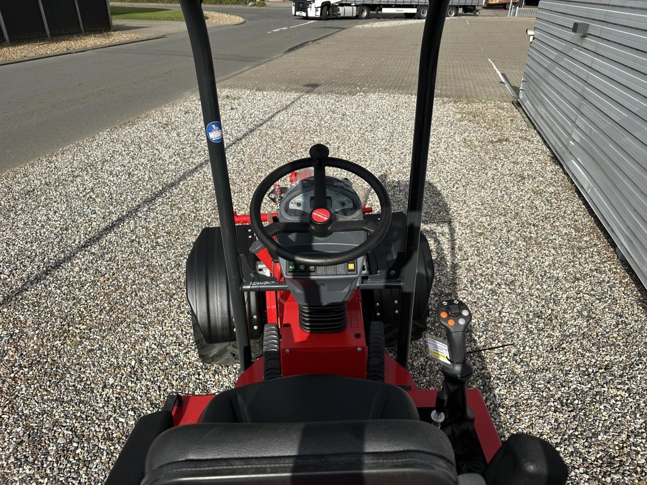 Kompaktlader des Typs Thaler 2438-S-DPF, Gebrauchtmaschine in Skjern (Bild 8)