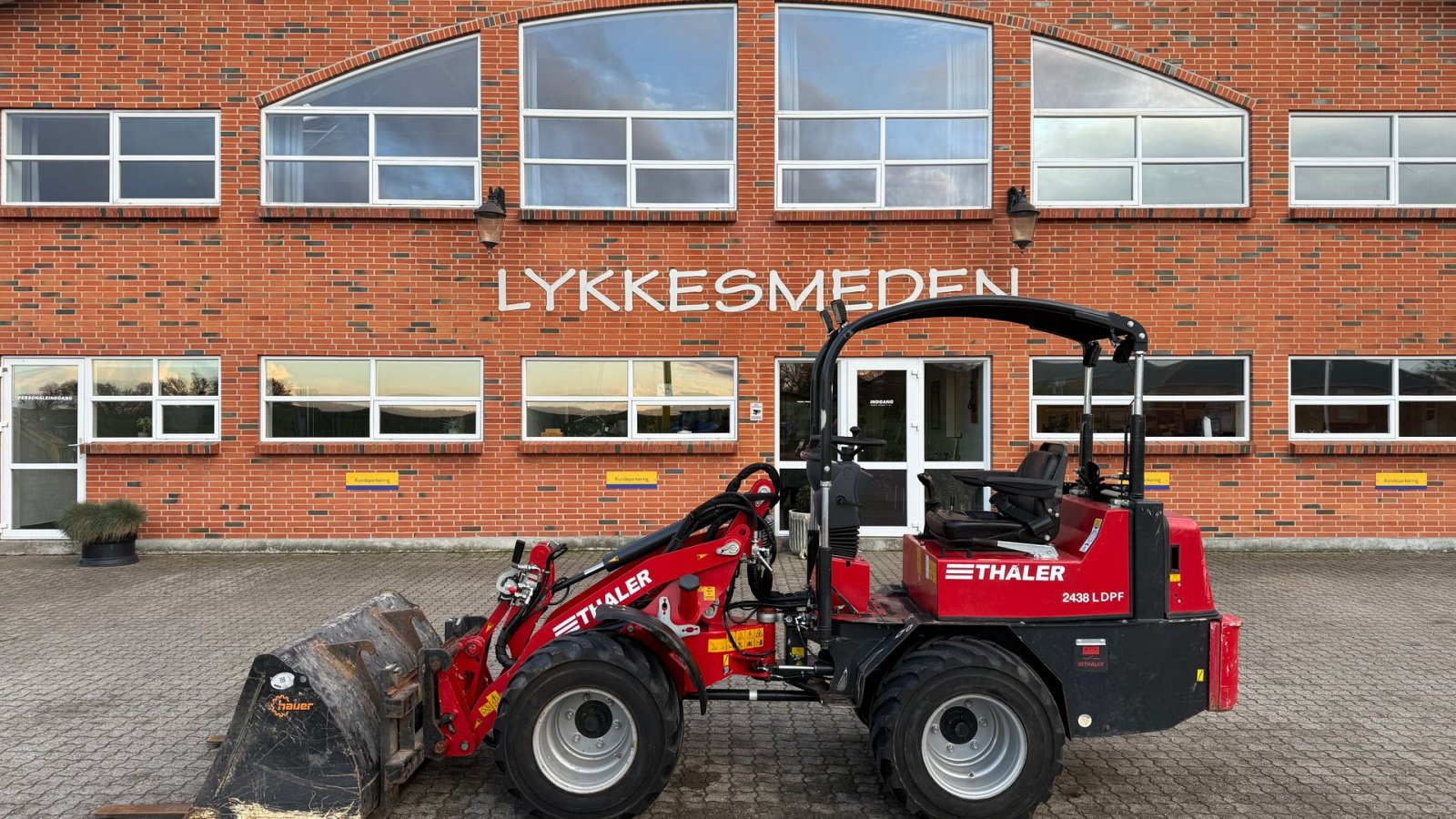 Kompaktlader of the type Thaler 2438L DPF, Gebrauchtmaschine in Gjerlev J. (Picture 1)