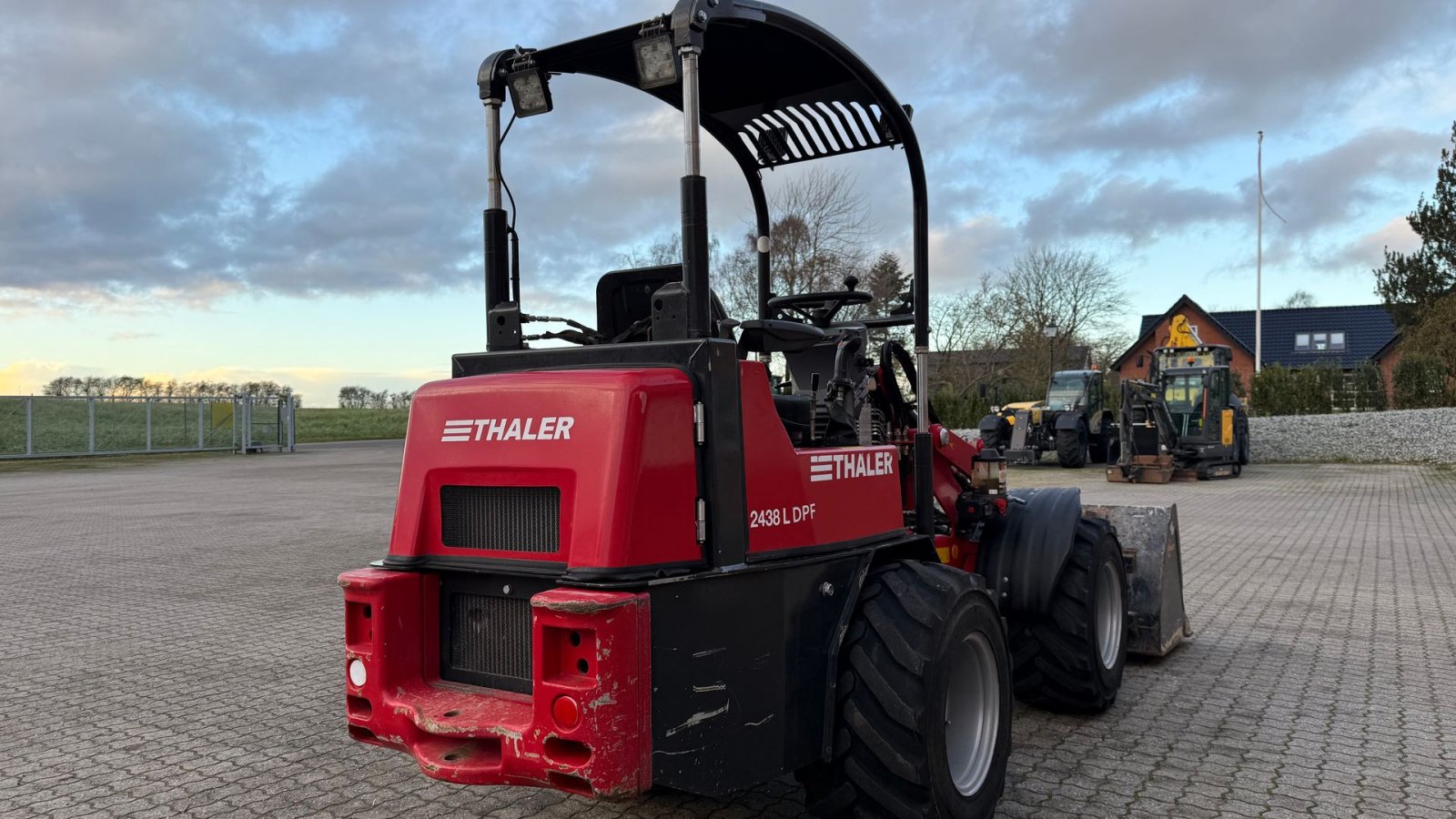 Kompaktlader of the type Thaler 2438L DPF, Gebrauchtmaschine in Gjerlev J. (Picture 5)