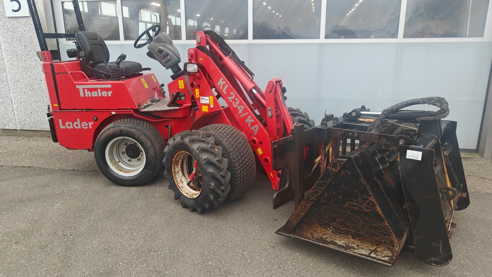 Kompaktlader of the type Thaler KL 234/ Ka Skovl, pallegafler, siloklo medfølger, Gebrauchtmaschine in Holstebro (Picture 1)
