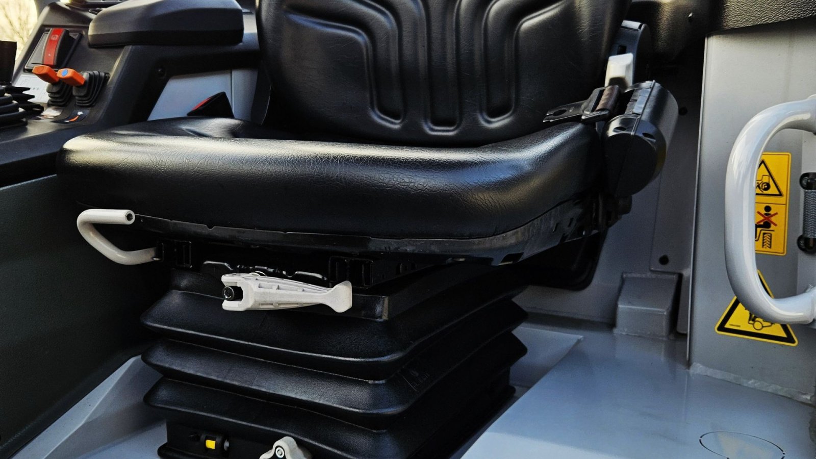 Kompaktlader des Typs Wacker Neuson WL28 / fabriksny - år 2024 / pæn udstyret og høj løftekraft, Gebrauchtmaschine in Arden (Bild 24)