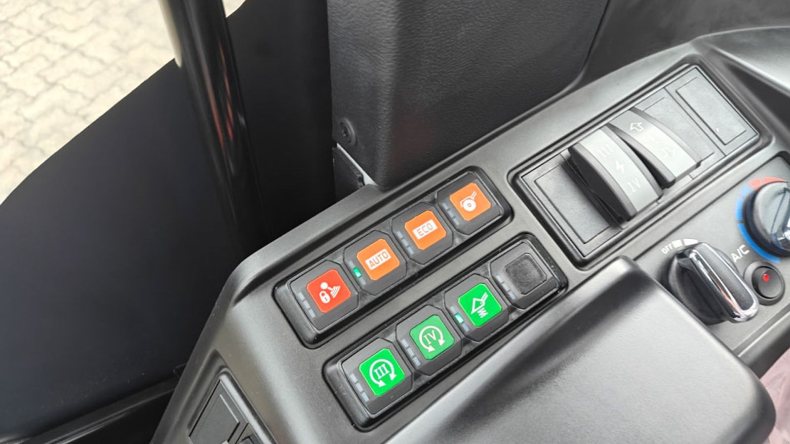 Kompaktlader типа Wacker Neuson WL28, Gebrauchtmaschine в Vrå (Фотография 18)