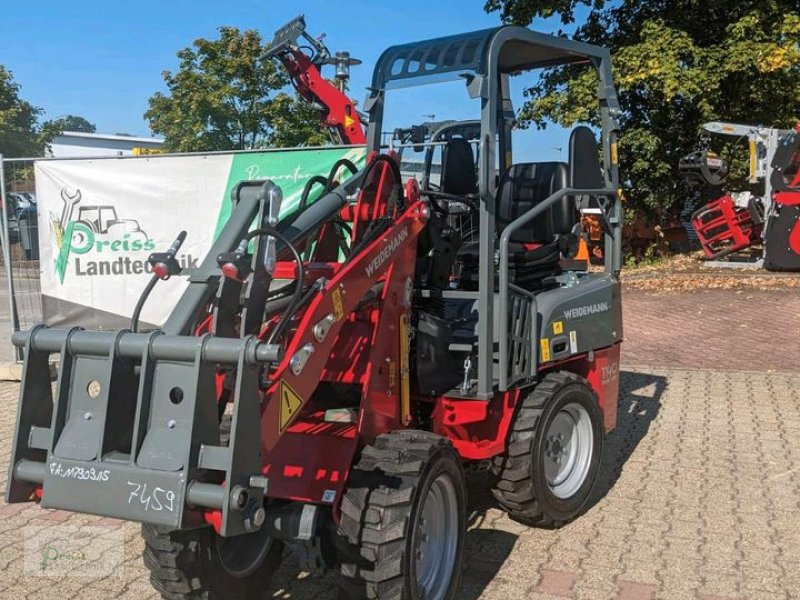 Kompaktlader van het type Weidemann  1140, Neumaschine in Bad Kötzting (Foto 1)