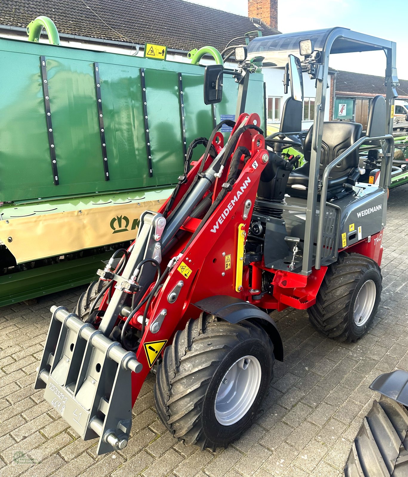 Kompaktlader of the type Weidemann  1140, Neumaschine in Karstädt (Picture 3)