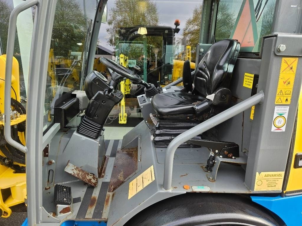 Kompaktlader des Typs Weidemann  2070LP, Gebrauchtmaschine in Fårevejle (Bild 8)