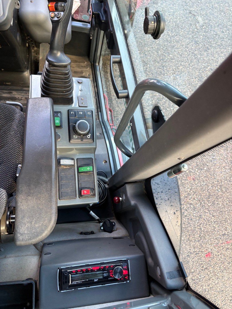 Kompaktlader typu Weidemann  5080 T, Gebrauchtmaschine w Courtedoux (Zdjęcie 9)