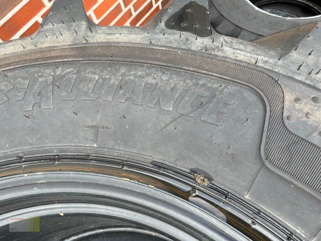 Komplettradsatz typu Alliance 520/85R38 + 480/70R28 Kompletträder, CLAAS ARION, Gebrauchtmaschine v Molbergen (Obrázek 4)
