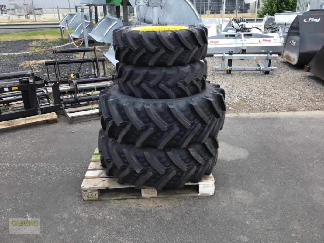 Komplettradsatz typu BKT 380/70 R24 + 280770 R28, Neumaschine v Euskirchen (Obrázek 5)