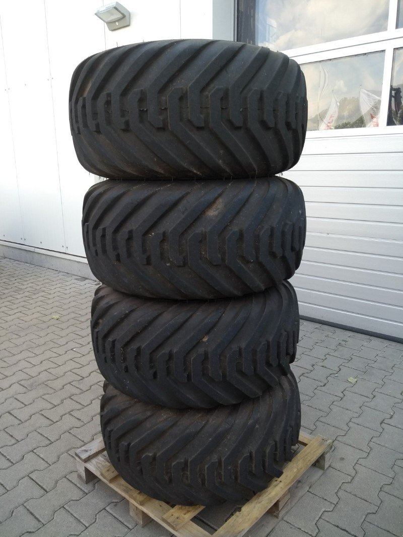 Komplettradsatz des Typs BKT 400/60 15.5, Gebrauchtmaschine in Rhinow (Bild 1)