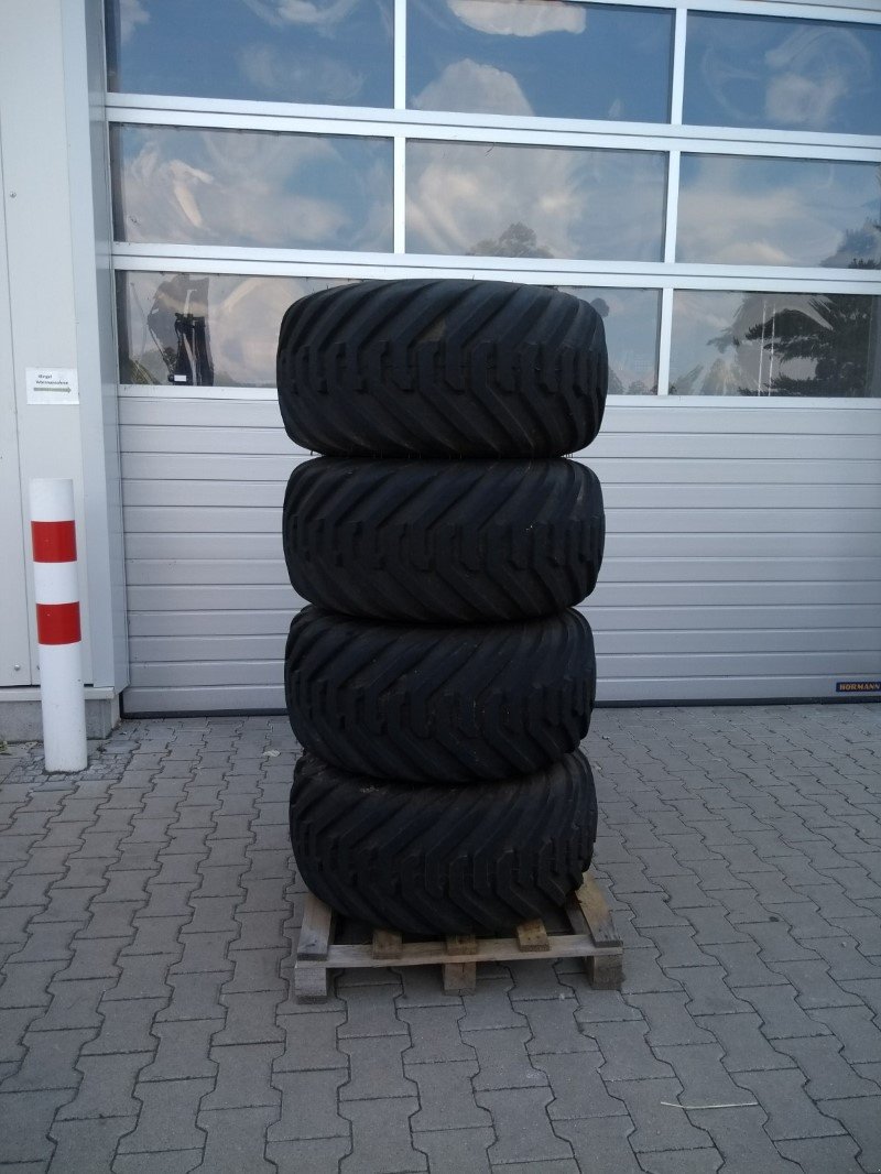 Komplettradsatz des Typs BKT 400/60 15.5, Gebrauchtmaschine in Rhinow (Bild 5)