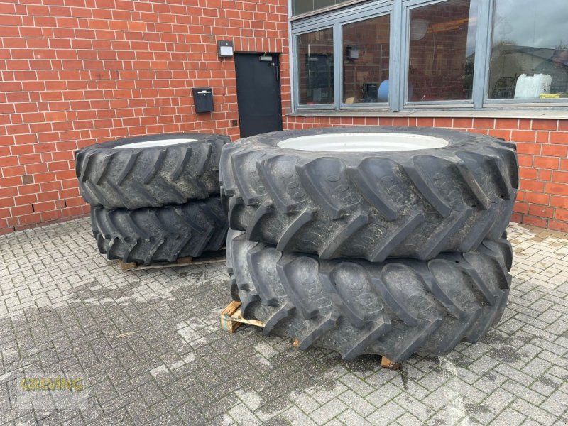 Komplettradsatz del tipo BKT 520/85R42 // 480/70R30, Gebrauchtmaschine In Nottuln (Immagine 1)