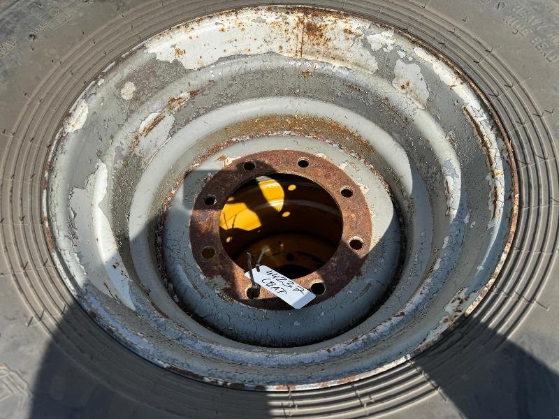 Komplettradsatz typu BKT 550/60R22,5, Gebrauchtmaschine v Wargnies Le Grand (Obrázek 2)