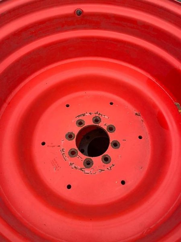 Komplettradsatz typu BKT BKT 480 / 70 R34 für Claas AXOS Kompletträder Hinterreifen, Gebrauchtmaschine v Niedernhausen OT Engenhahn (Obrázek 4)