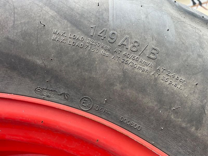 Komplettradsatz typu BKT BKT 480 / 70 R34 für Claas AXOS Kompletträder Hinterreifen, Gebrauchtmaschine v Niedernhausen OT Engenhahn (Obrázek 13)