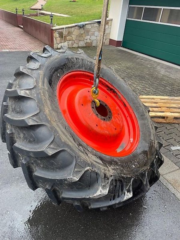 Komplettradsatz typu BKT BKT 480 / 70 R34 für Claas AXOS Kompletträder Hinterreifen, Gebrauchtmaschine v Niedernhausen OT Engenhahn (Obrázek 9)